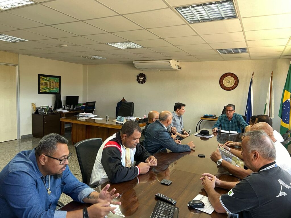 Reunião da diretoria do Sindser com o presidente e diretor administrativo da Novacap